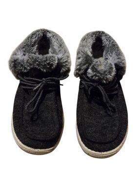 Women’s Size 9 Hey Dude Grey Britt Fur-Lined Shoe